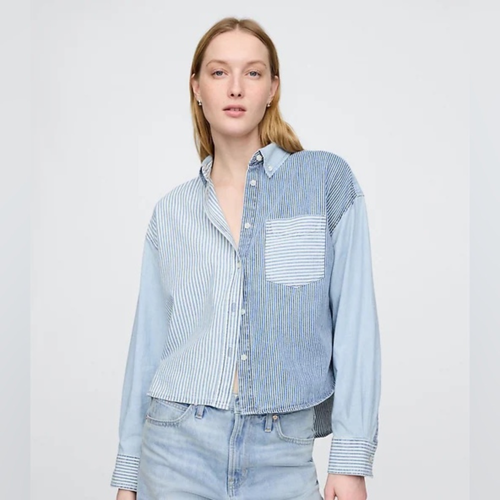 GAP Denim Cropped Shirt